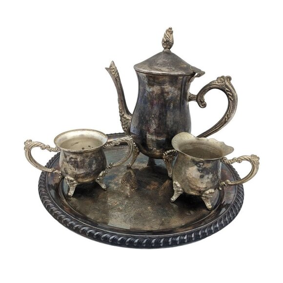International Silver silverplate tray with small  pitcher cream and  sugar set - Picture 1 of 8